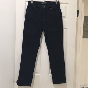 Levi’s Perfectly Slimming 512 Skinny Leg Jean